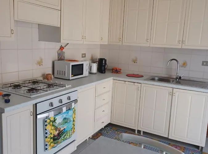 Il Nespolo * Barcellona-Pozzo di Gotto